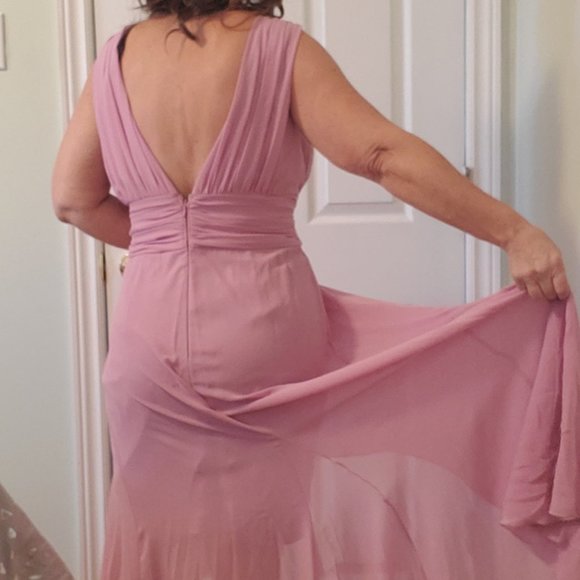 Pretty in Pink Dress - Picture 9 of 14